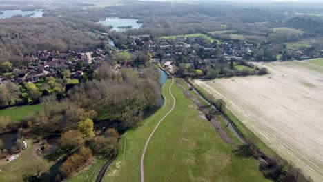 Aerial-footage-of-the-green-pastures-at-Fordwich,-England