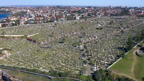 Aerial-View-Of-Waverley-Cemetery-At-Bronte-In-Sydney,-New-South-Wales,-Australia