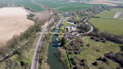 Drone-flies-high-towards-the-bridge-over-the-River-Great-Stour