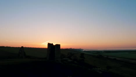 Sunrise-fast-pan-to-right-Hadleigh-Castle-Morning-two-towers-shows-ruins