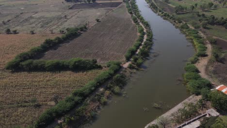 Ter-Fluss-In-Der-Nähe-Von-Goroba-Kaka-Tempel-Osmanabad-Ter-Indien-Mumbai-Maharashtra-Drohne-Erschossen