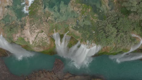 Luftaufnahmen-Im-Tamul-Wasserfall