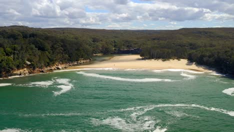 Empty-Wattamolla-Beach-Surrounded-By-Dense-Woodland-In-Royal-National-Park,-Sydney,-NSW-Australia