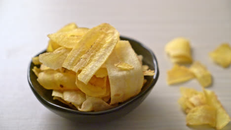 Chips-De-Plátano-Crujientes---Plátano-En-Rodajas-Frito-O-Al-Horno