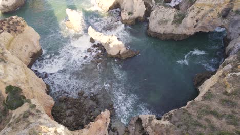 Limestone-cliffs-and-rocks,-coast-of-Lagos,-Algarve