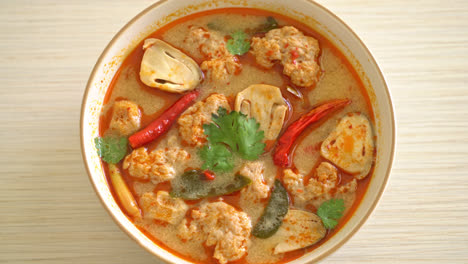 spicy-boiled-pork-soup-with-mushroom---Tom-Yum---Asian-food-style