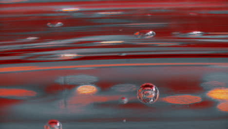 Matrix-Abstrakte-Rote-Und-Graue-Schwimmende-Flüssigkeit