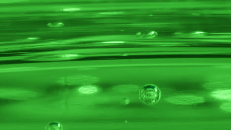 Grüne-Matrixflüssigkeit-In-Bewegung,-Makro-Schließen