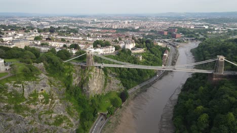 Puente-Colgante-De-Clifton-Bristol-Reino-Unido-Alto-Punto-De-Vista-De-Drones-2021