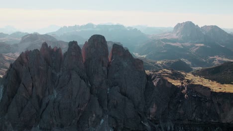 Aerial-footage-of-a-mountain-range-in-the-Dolomites-in-October