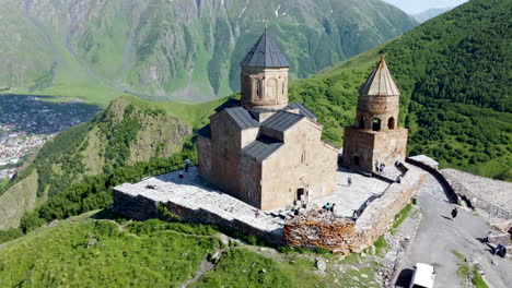 Gergeti-Trinity-Church-or-known-as-the-Holy-Trinity-Church-near-the-village-of-Gergeti-in-Georgia