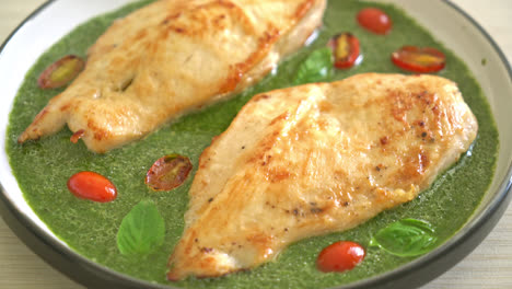 grilled-chicken-steak-with-pesto-sauce-and-tomatoes