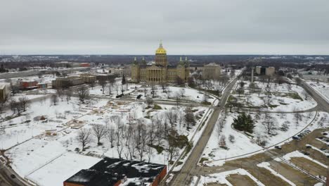 Edificio-Del-Capitolio-Del-Estado-De-Iowa-En-Invierno
