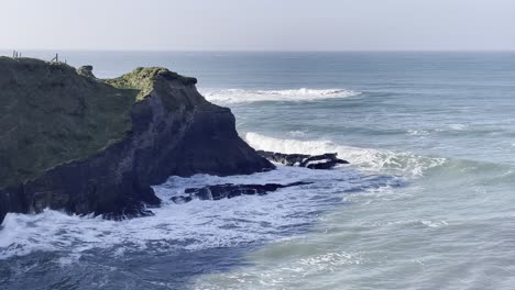 Waves-hitting-rocks,-coastal-Ireland