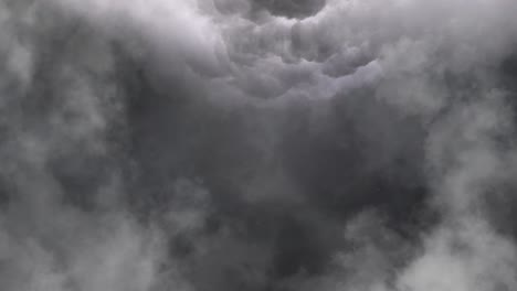 Vergrößern,-Wolken-Sind-Grau-Und-Dunkel-Mit-Einem-Gewitter