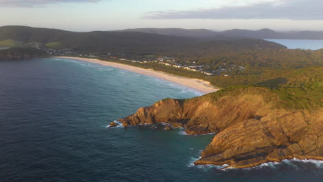 Bumerangstrand,-New-South-Wales-Australien,-Sonnenuntergang-Luftbild