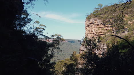 Dramatic-Scenery-Of-Forested-Mountain-Ranges-At-The-Blue-Mountains-National-Park-In-New-South-Wales,-Australia