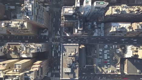 Aerial-view-of-the-streets-of-Manhattan-New-York