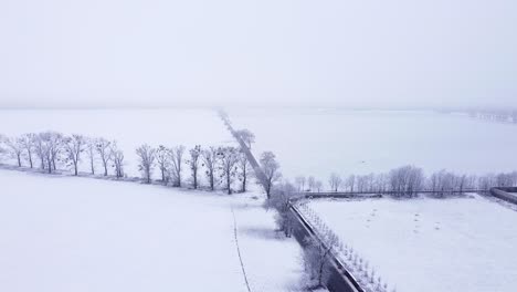 Landschaft-Im-Winter