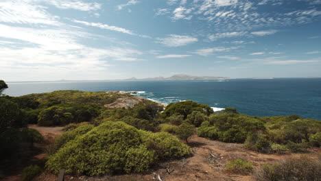 Panorama-view-in-the-coast-of-Woody-island,-sunny-day,-in-southwest-Australia