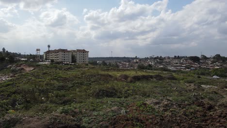 Una-Vista-Aérea-De-Los-Barrios-Marginales-De-Kibera-En-Nairobi