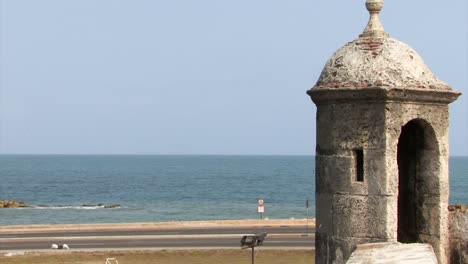 Watchtower-of-the-fortress-of-Castillo-de-San-Felipe-de-Barajas,-Cartagena,-Colombia
