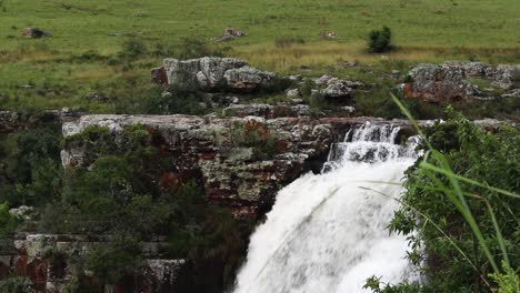 Static-shot-of-the-Lisbon-Falls-in-the-Lisbon-Creek,-Grasskop,-South-Africa