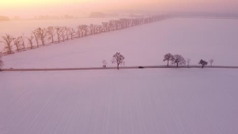Einfache,-Aber-Schöne-Winterlandschaft-Bei-Sonnenaufgang