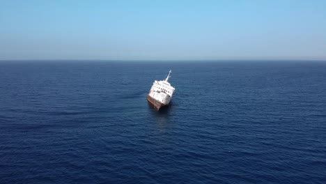 Drohnenaufnahmen-Vom-Schiffswrack-Al-Fahad-In-Jeddah,-Saudi-Arabien
