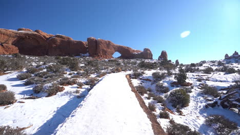 Winter-in-Arches-National-Park,-Moab,-Utah,-USA