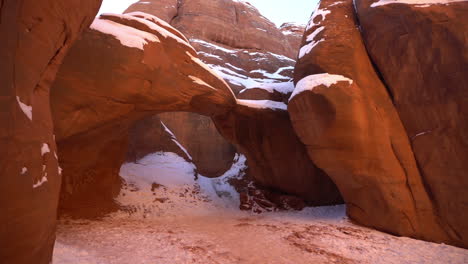 Sanddünenbogen-Im-Winter,-Arches-Nationalpark-Utah,-USA