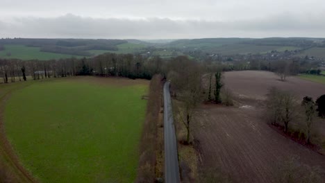 Drone-footage-reveal-shot-of-the-Kent-countryside