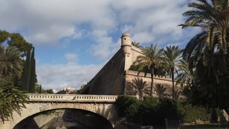 Schloss-Und-Brücke-Von-Palma-De-Mallorca