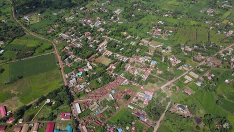 Luftbild,-Stadt-Loitokitok,-Kenia