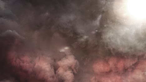 Die-Sonne-Schien-Hell-Hinter-Dicken,-Dunkelrötlichen-Wolken