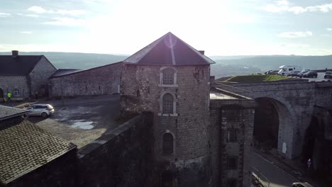 Burgturm-Der-Zitadelle,-Namur,-Belgien