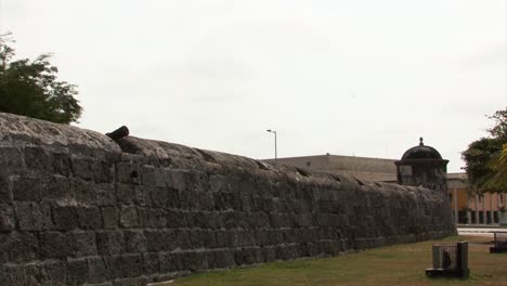 Wachturm-Und-Die-Mauern-Der-Festung-Castillo-De-San-Felipe-De-Barajas,-Cartagena,-Kolumbien