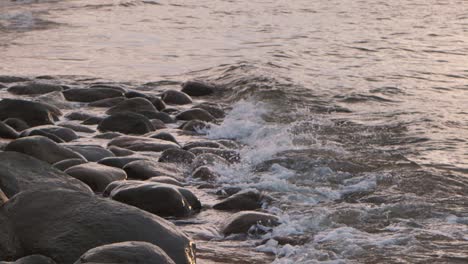 The-sea-waves-wash-away-the-big-stones