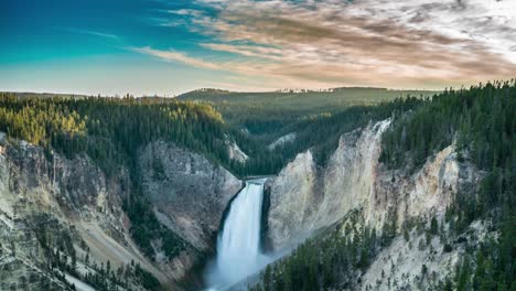 Cinemagraph-of-Lower-Yellowstone-Falls