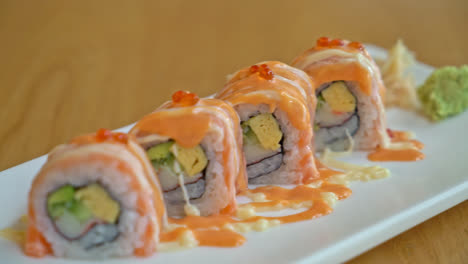 salmon-roll-sushi-with-sauce-on-top---Japanese-food-style