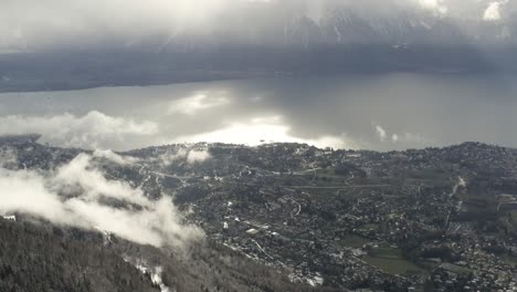 Drohnenantenne-Der-Schweizer-Stadt-Montreux