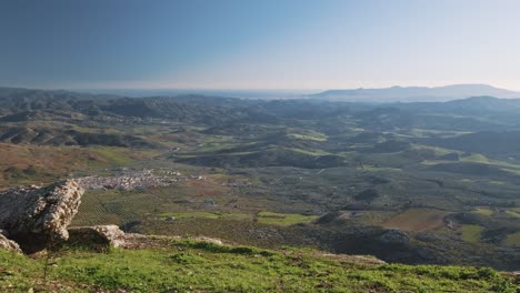 Landschaftsansicht-Vom-Torcal-De-Antequera