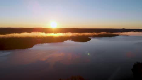 Schweden-Sonnenuntergang-über-Schöner-Naturlandschaft---Antenne-Mit-Himmelkopierraum