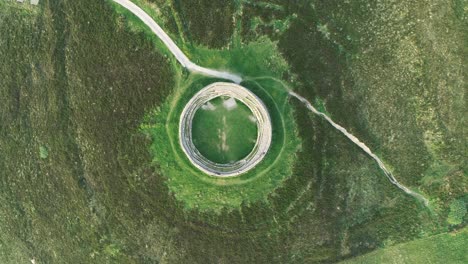 Birdseye-Aerial-View,-Grianan-of-Aileach-Ring-Fort,-Inishowen,-Ireland