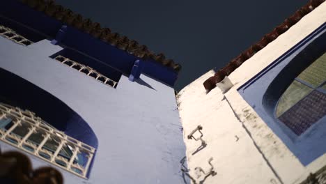 Chefchaouen-blue-city-buildings-in-Morocco,-traditional-architecture