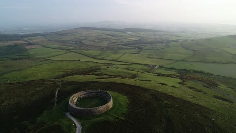 Grianan-of-Aileach-Ancient-Ringfort,-Inishowen,-Ireland