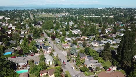 Luftaufnahme-Des-Wohngebiets-In-West-Seattle,-Nachbarschaft-In-Seattle,-Washington---Luftdrohnenaufnahme