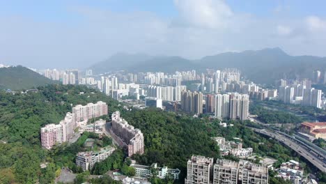 Vista-Aérea-De-Los-Mega-Edificios-Residenciales-Frente-Al-Mar-De-Sha-Tin-De-Hong-Kong