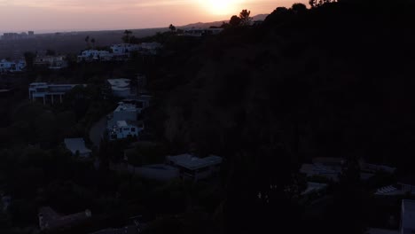 Aerial-tilting-up-shot-of-Beverly-Hills-during-sunset