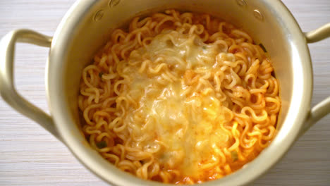 Korean-spicy-instant-noodle-bowl-with-mozzarella-cheese
